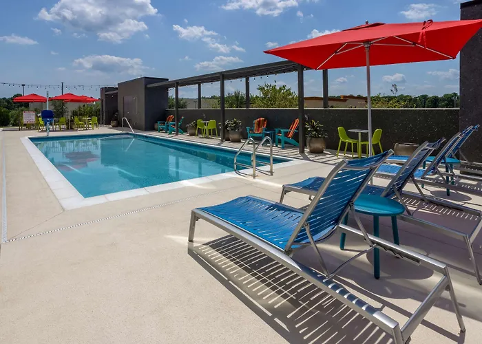 Hotel Tru By Hilton Airport Medical Center 3*