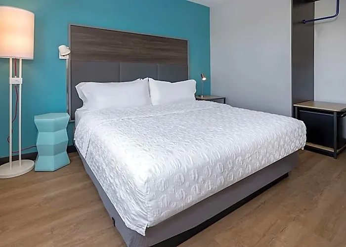 Hotel Tru By Hilton Airport Medical Center Pensacola